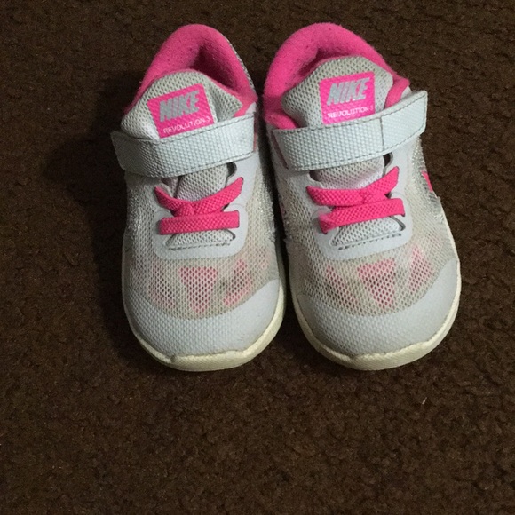 Nike Other - Nike toddler girl size 6C shoes